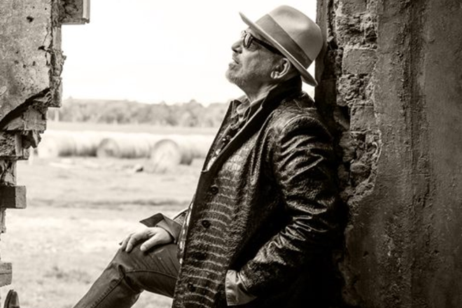 Live Shows: The Black Sorrows - Jan 02 - Coolangatta Hotel